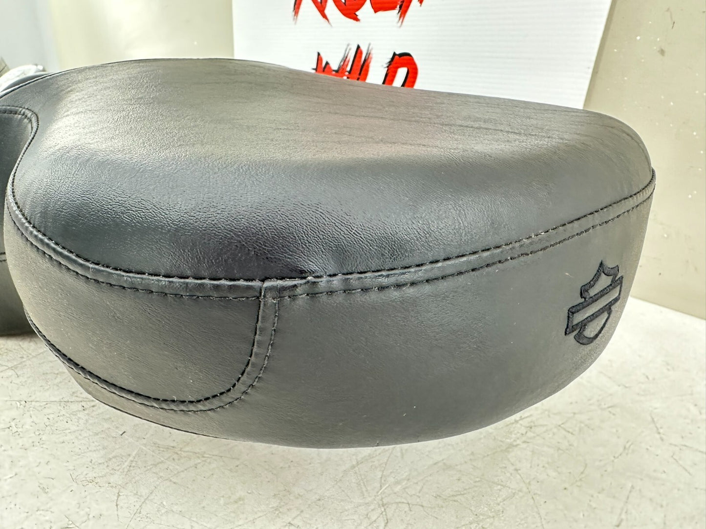 1999 HARLEY DYNA OEM HD Driver Passenger Seat Saddle Black NOS