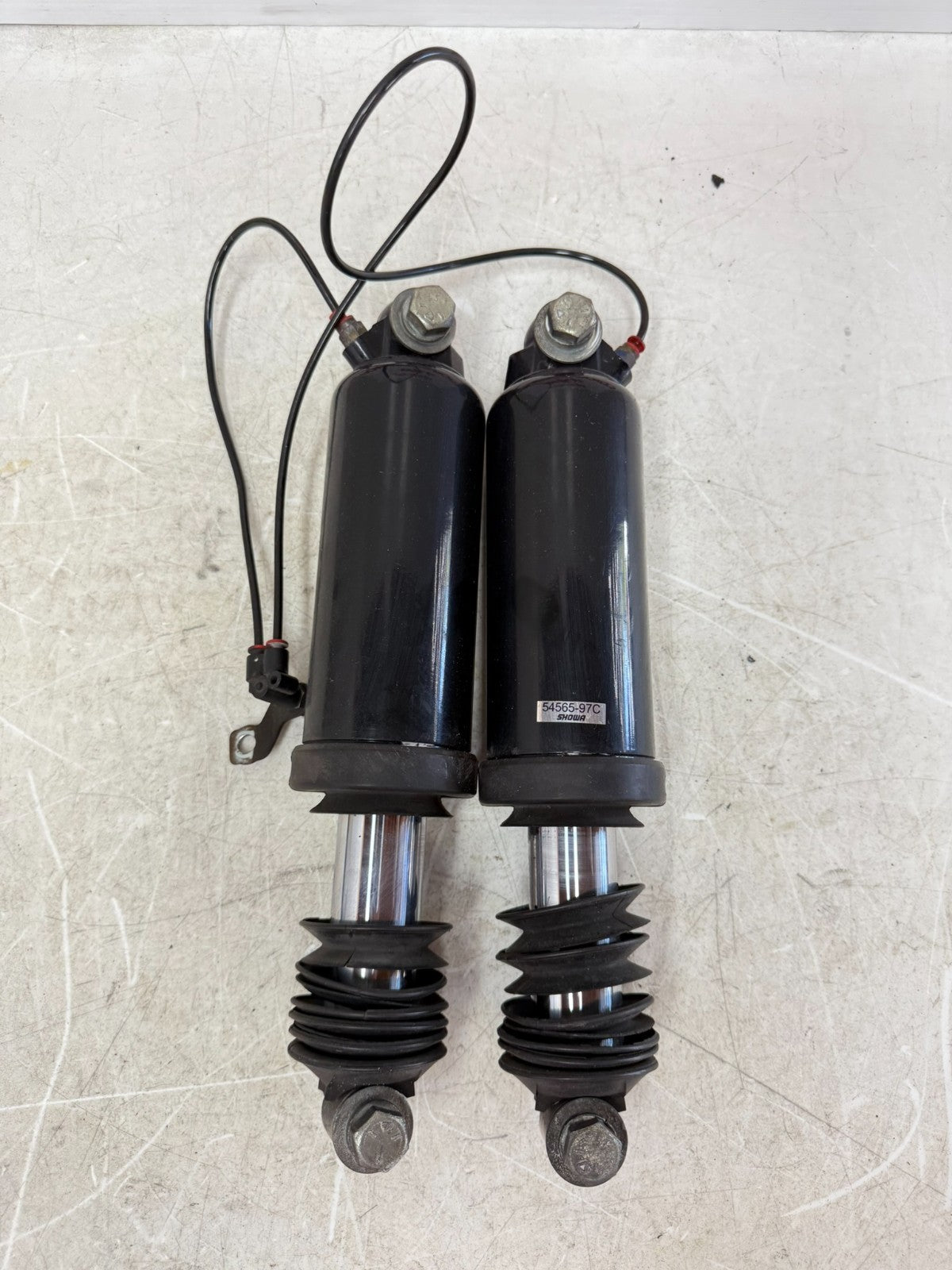2003 HARLEY ELECTRA GLIDE Rear Air Shock Absorbers Left & Right