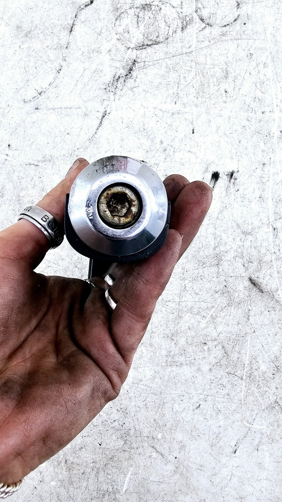 2000 Harley Davidson Sportster Rear Passenger Chrome Footpeg Foot Peg Footrest