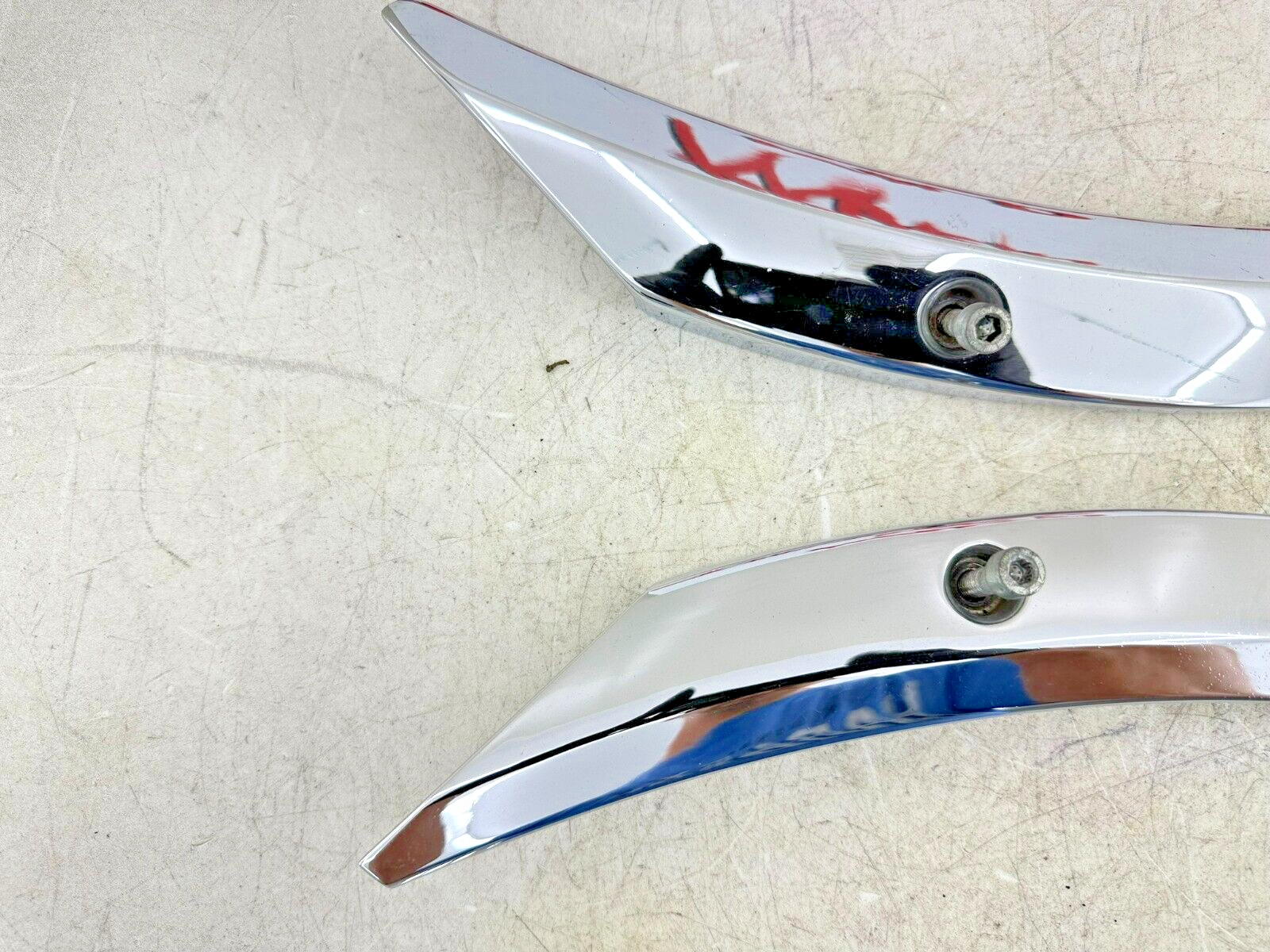 2006 Victory Kingpin Chrome Rear Fender Frame Strut Arm Bars