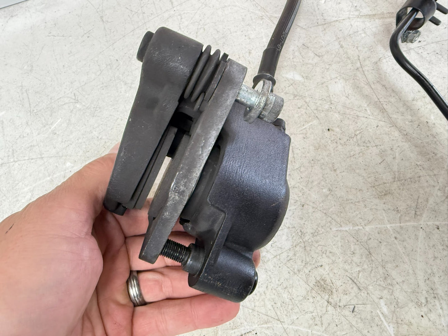 1997 Harley Davidson Sportster Front Brake Master Cylinder & Dual Caliper Hose