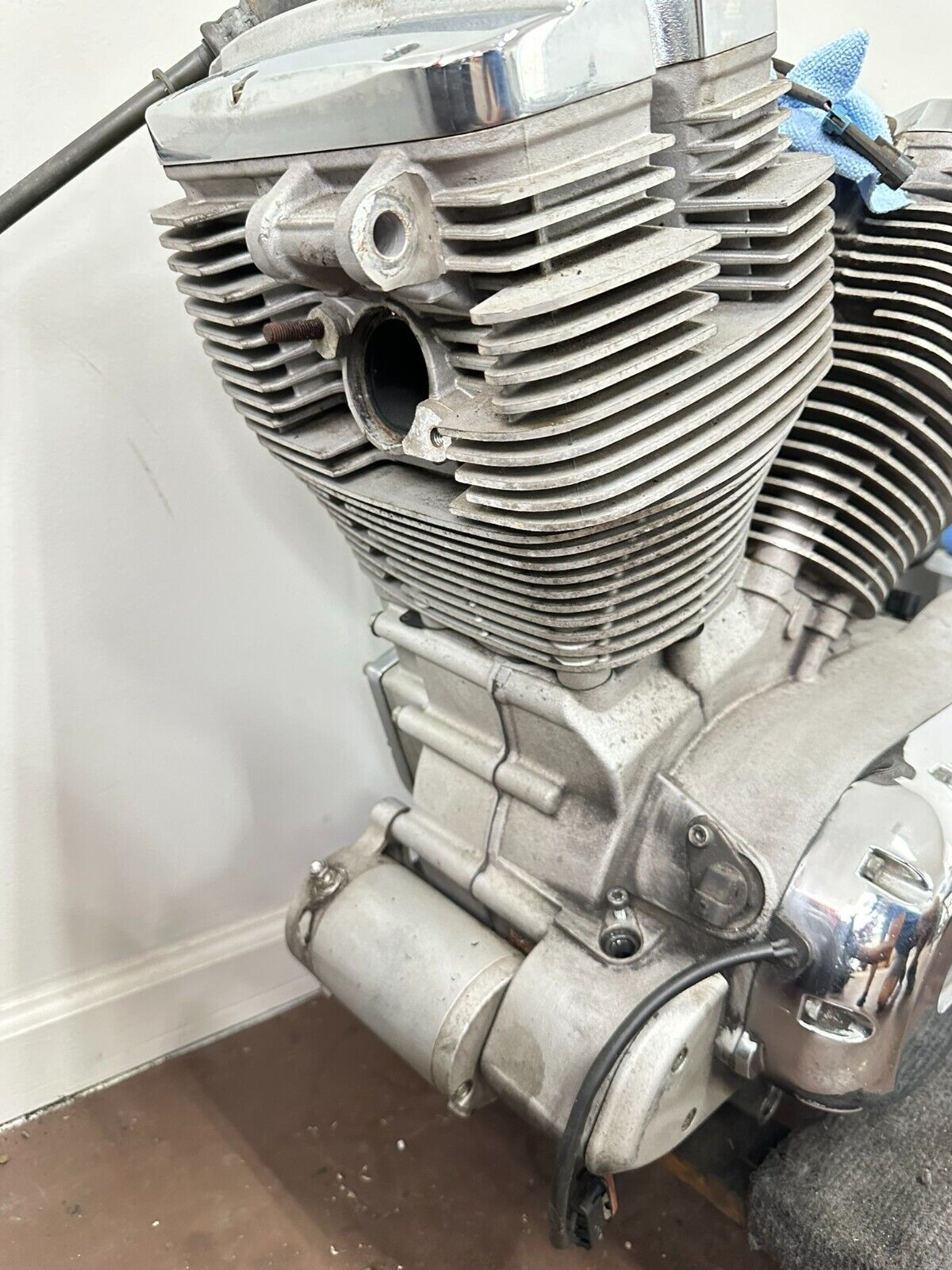 2006 Victory Kingpin 100 CI Engine Motor Transmission Video Inside