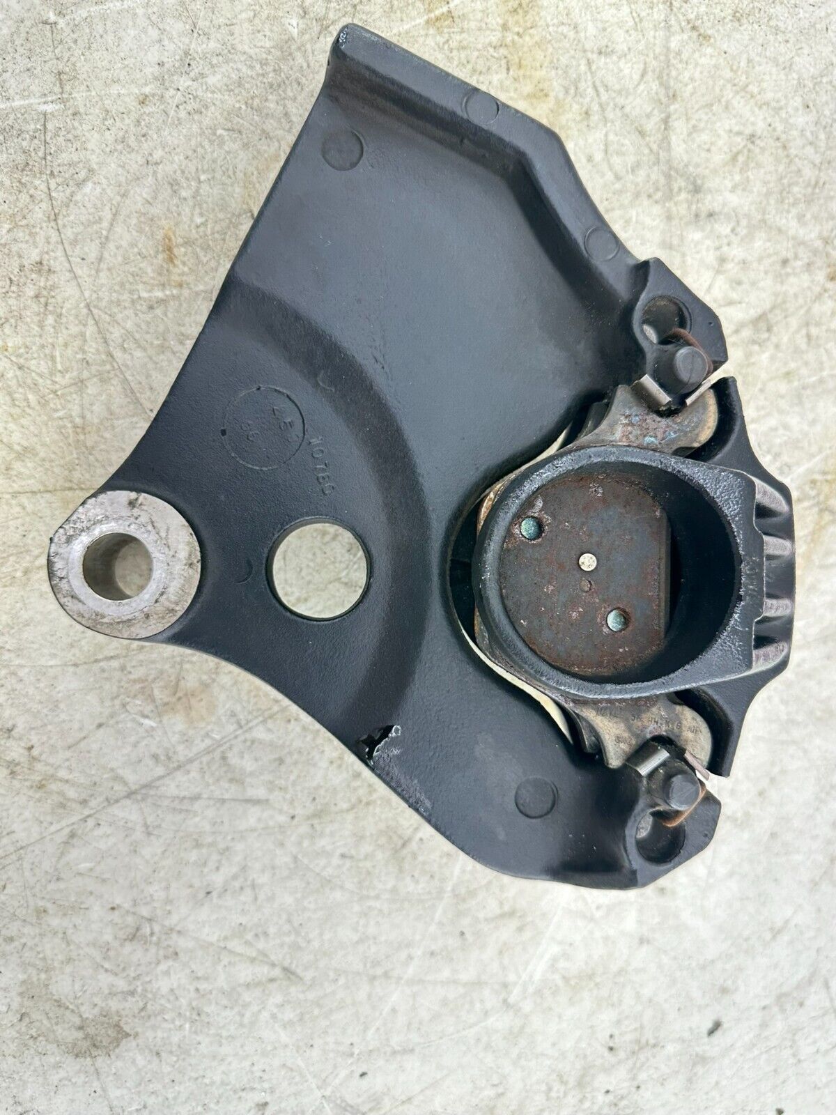 1997 HARLEY DYNA Rear Brake Caliper + Mounting Bracket