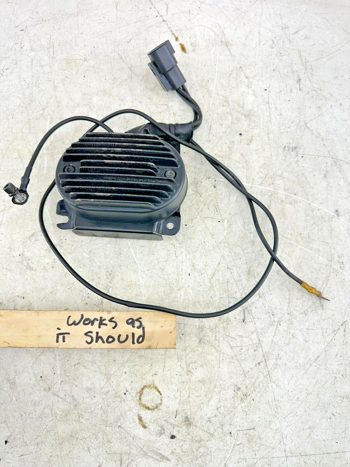 2001 HARLEY SOFTAIL Voltage Regulator