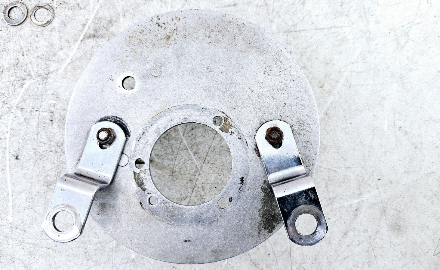1995 HARLEY DYNA CONVERTIBLE Air Filter Housing Backing Plate Hardware