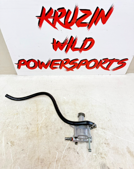 2003 Harley Davidson Sportster Engine Motor Oil Pump & Hose Line
