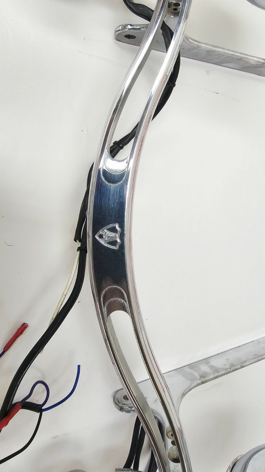 1995 HARLEY SOFTAIL Arlen Ness Passing Highway Spot Light Bar LED Turn Signal