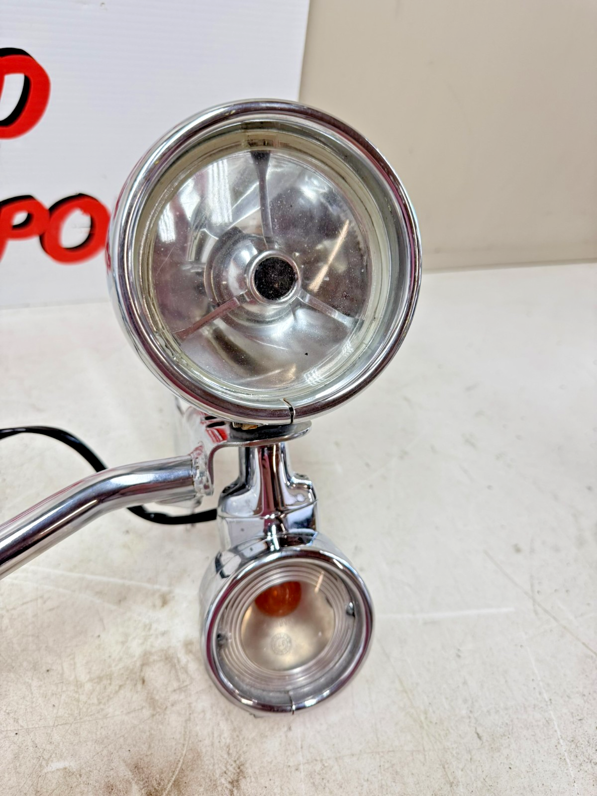 1998 HARLEY FLH ROADKING Highway Fog Spot Lamp Turn Signal Light Bar Chrome