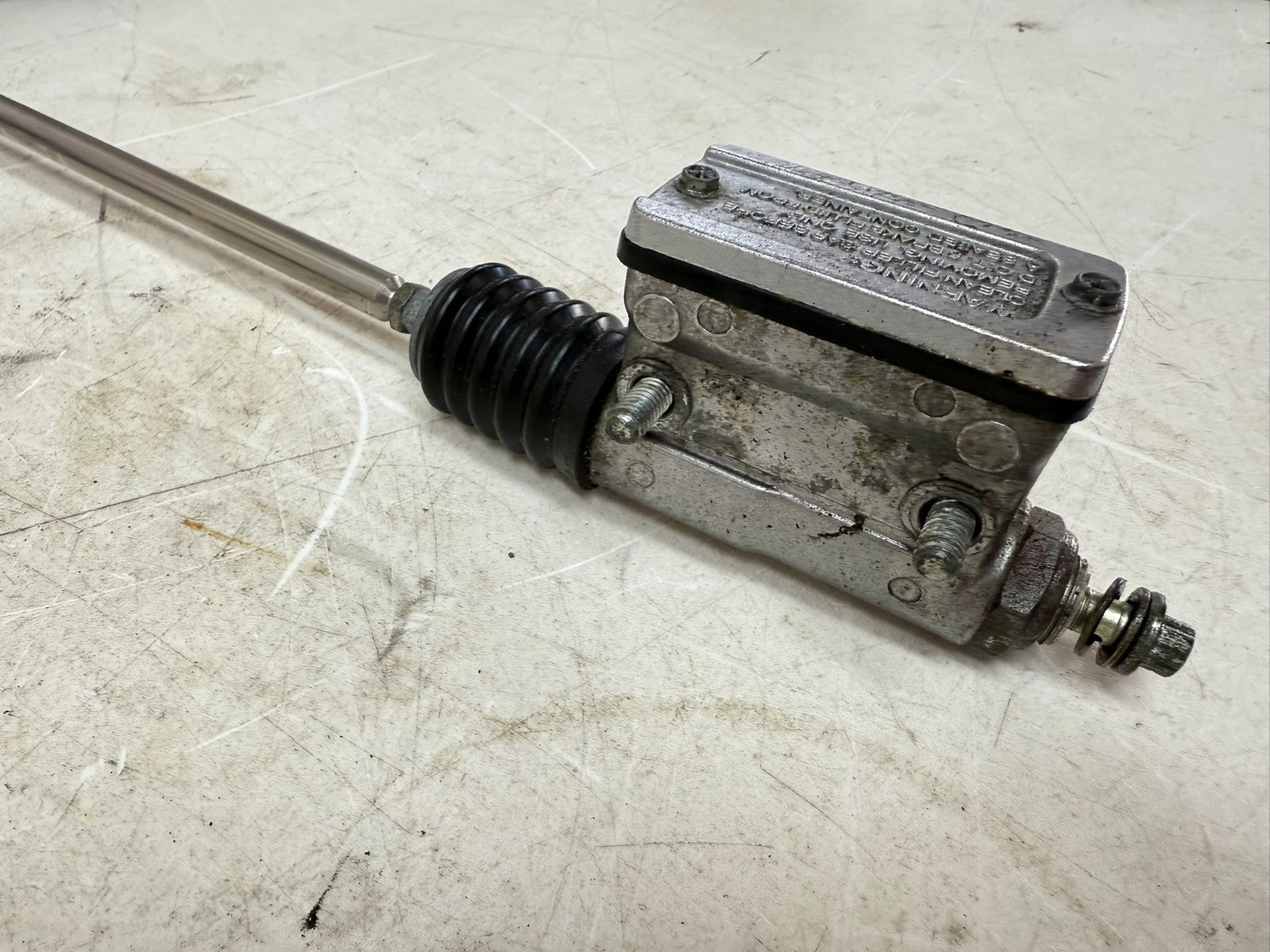 2003 Harley Davidson Sportster Forward Controls Footpegs Shift Linkage Lever OEM