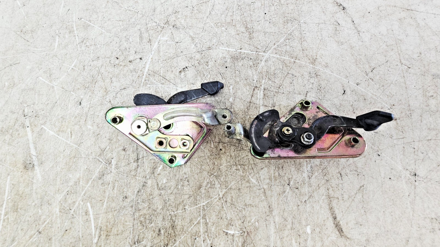 1995 HONDA GOLDWING GL1500 Windshield Height Adjustment Hardware