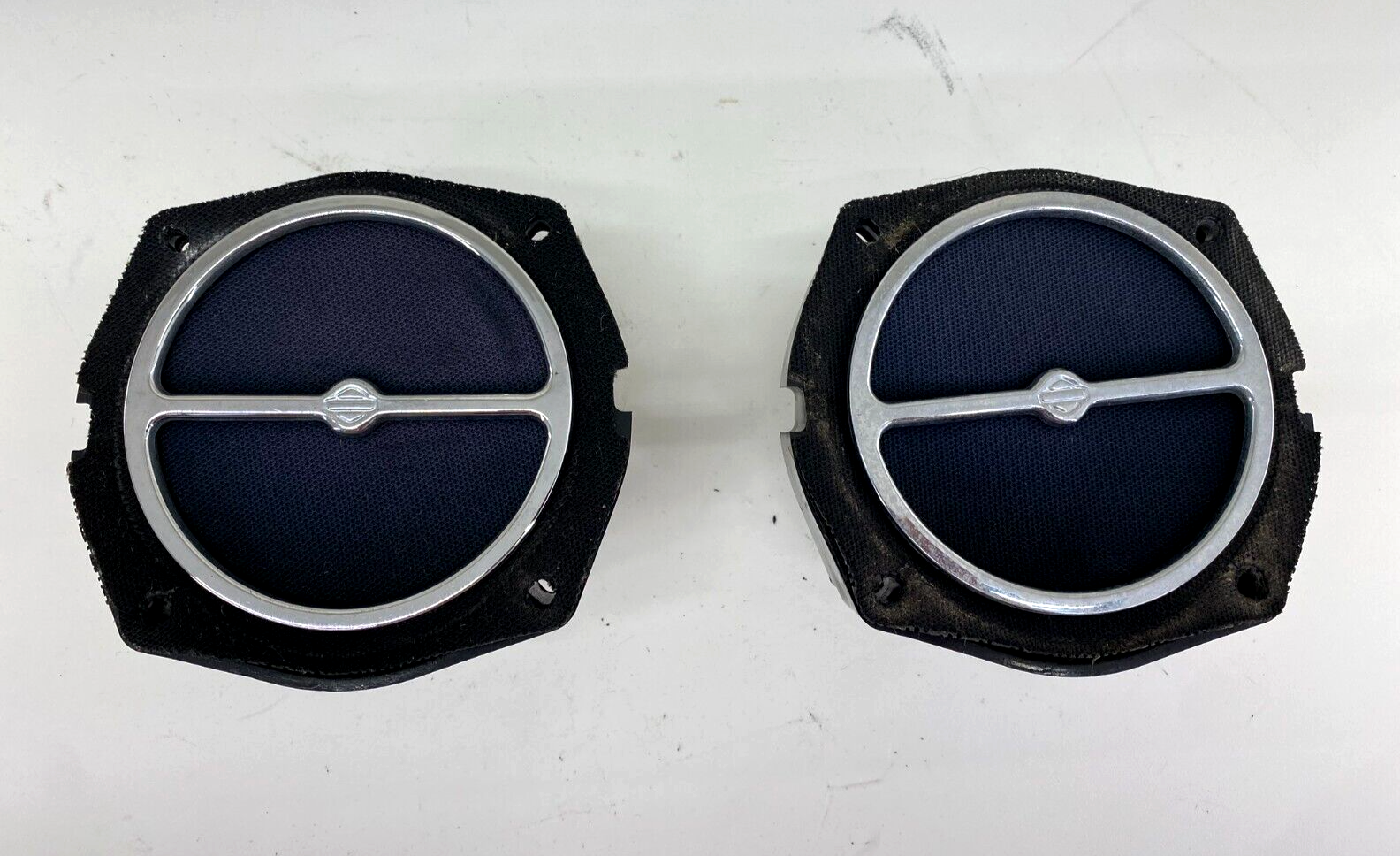 2008 Harley Davidson Electra Glide OEM HD Dash Main Fairing Speakers & Covers