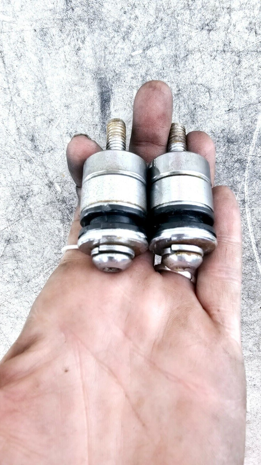 1998 HARLEY FLH ROADKING Back Rest Tour Pack Quick Release Docking Hardware