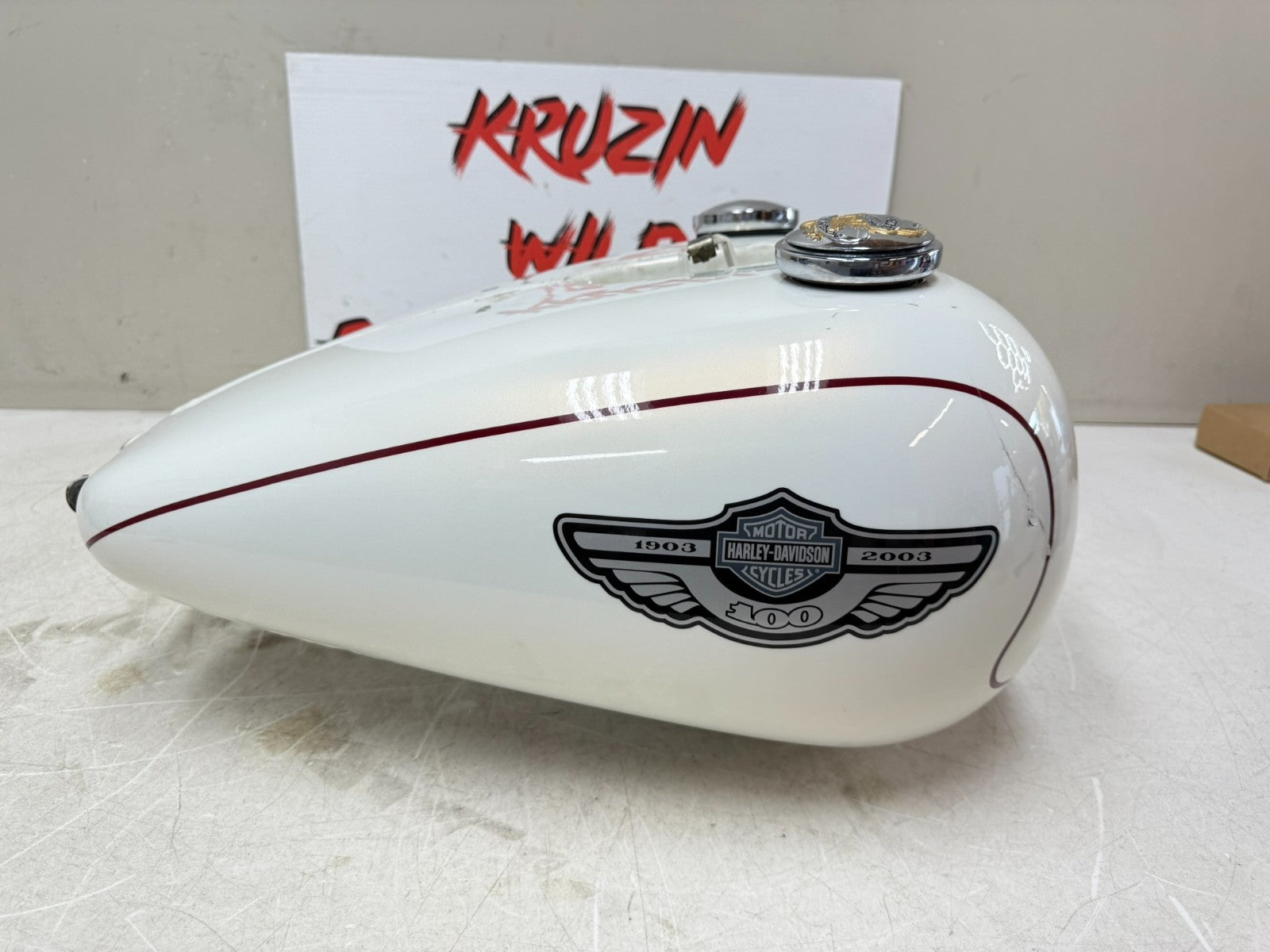 2003 HARLEY DYNA WIDE GLIDE OEM HD Gas Fuel Tank Pearl White 100th Anniversary