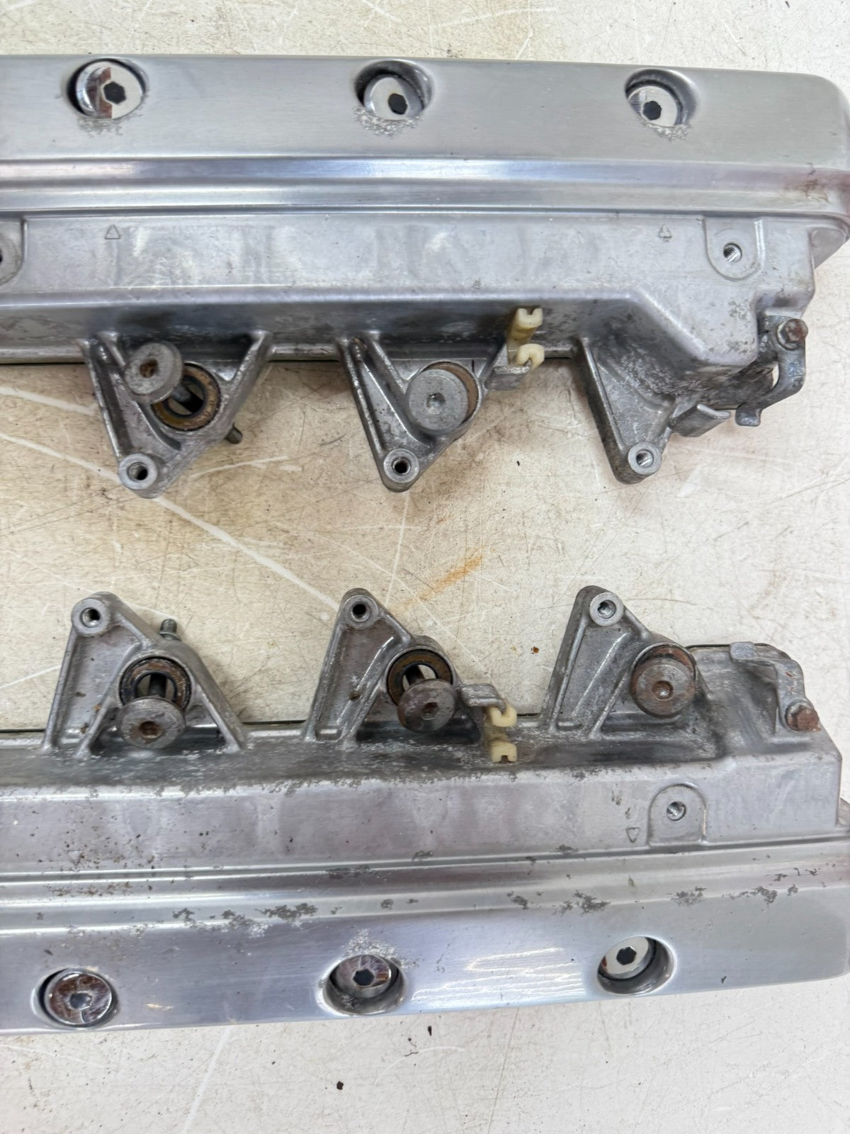 2002 Honda Goldwing GL1800 Engine Cylinder Head Upper Valve Cover Crankcase