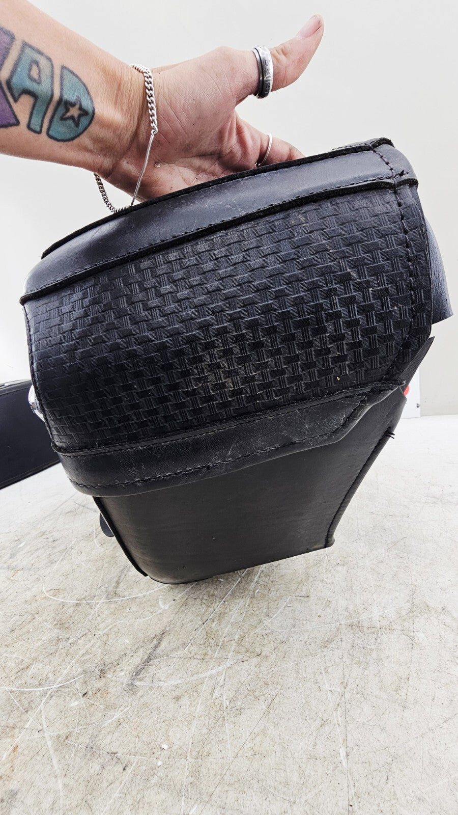 2000 HARLEY FLH ROADKING Left Right Saddlebags OEM