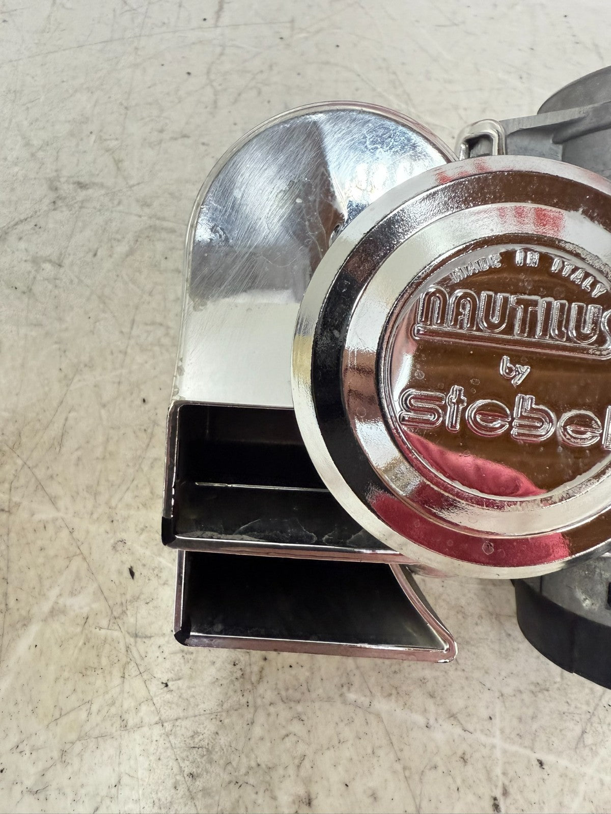 2003 HARLEY ELECTRA GLIDE Compact Mini Air Horn Chrome