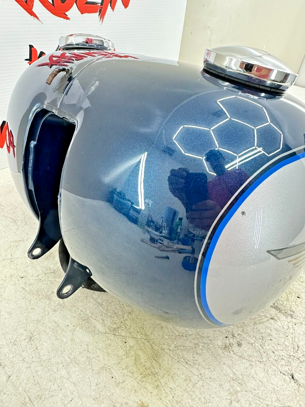 2002 HARLEY SOFTAIL OEM HD EFI Gas Fuel Tank Nice Paint