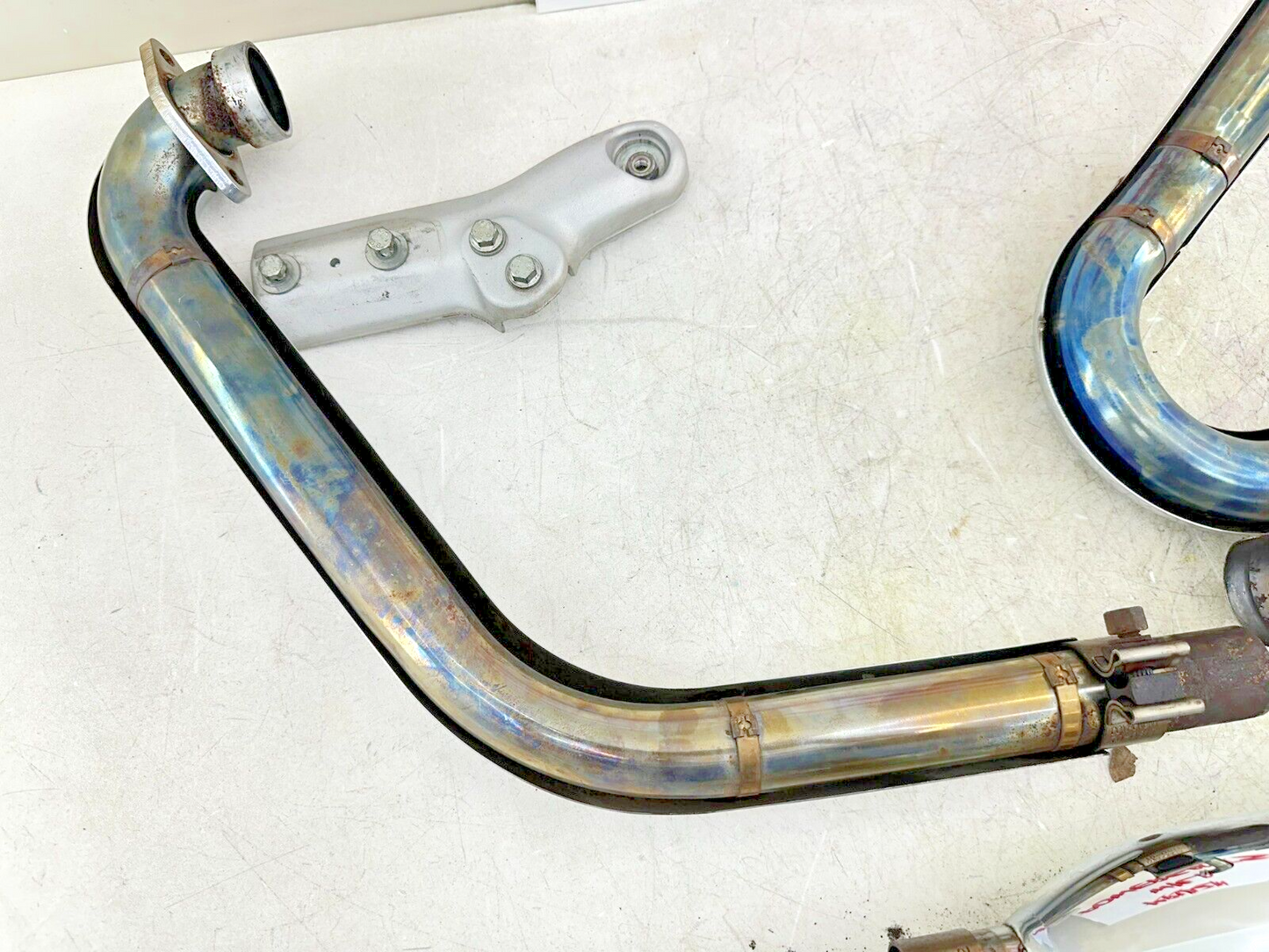 2006 Victory Kingpin Exhaust System Header Pipe + Mufflers