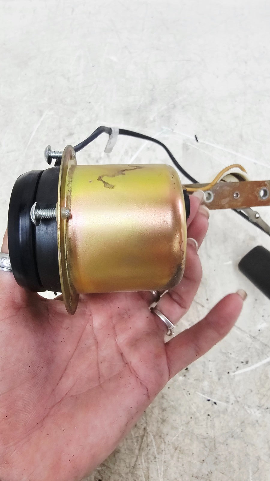 1997 HARLEY DYNA OEM Fuel Gauge & Sensor Sender