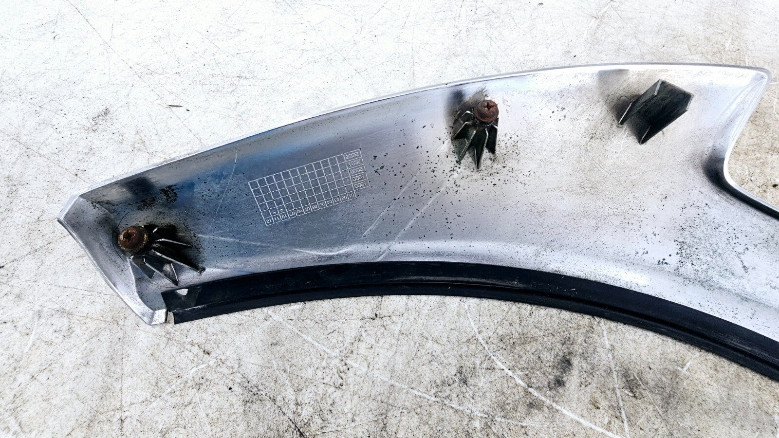 1999 HONDA VALKYRIE INTERSTATE Windshield Wind Screen Trim Cover 64120-MBYA-0000