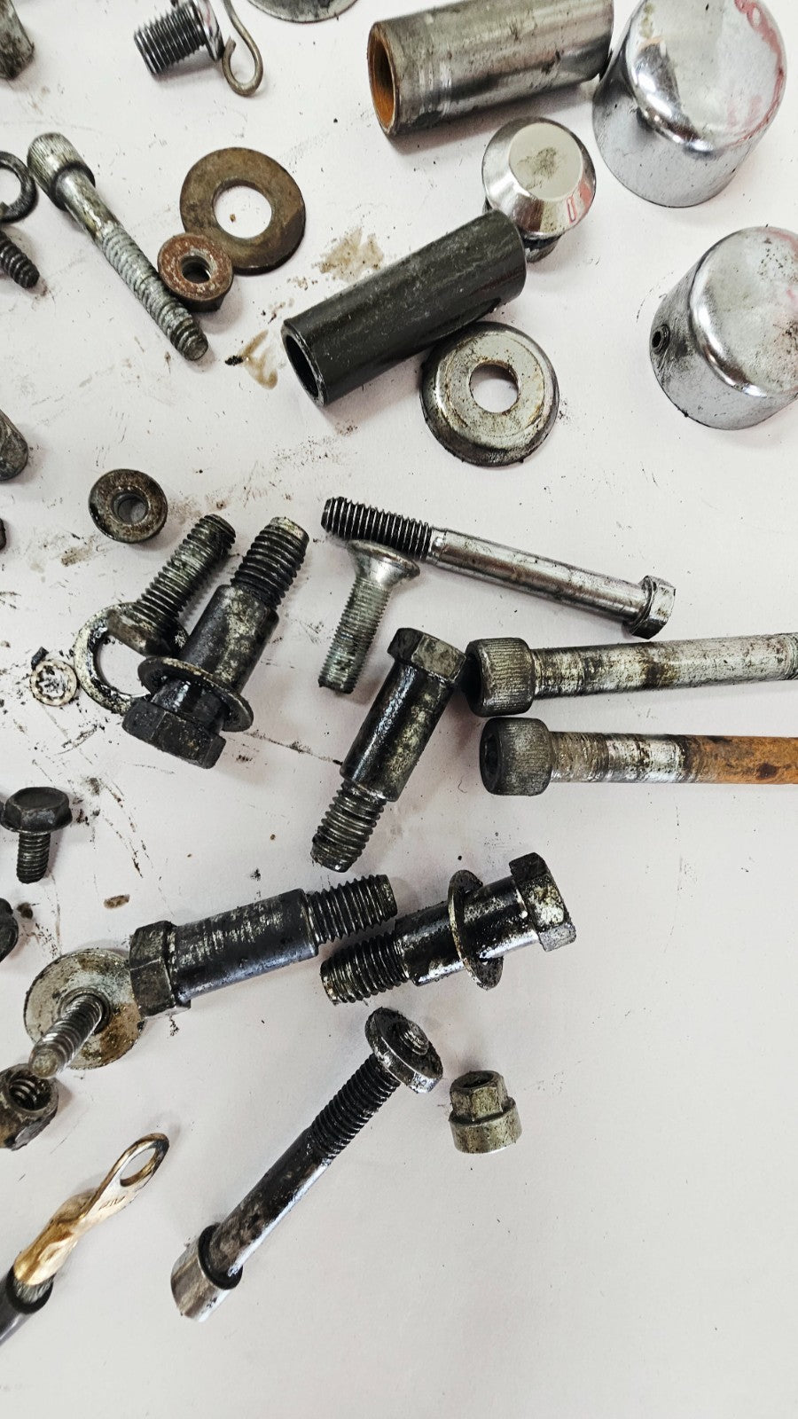 1995 HARLEY SOFTAIL FATBOY Mounting Hardware Bolt Screw Nut Lot Frame