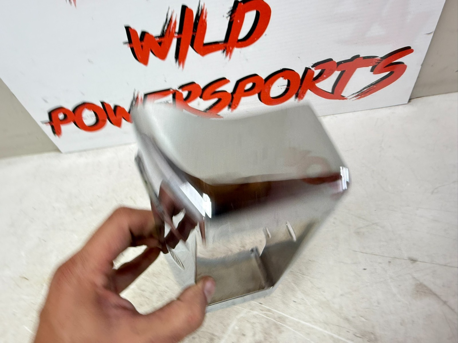 2003 HARLEY ELECTRA GLIDE OEM Oil Cooler Chrome Cover