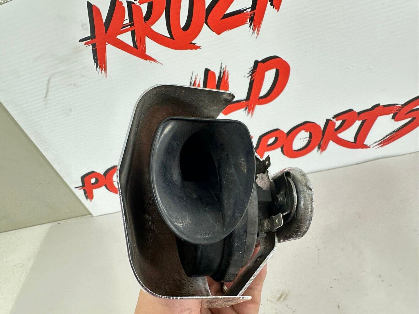 2003 HARLEY SOFTAIL Horn + Chrome Cover