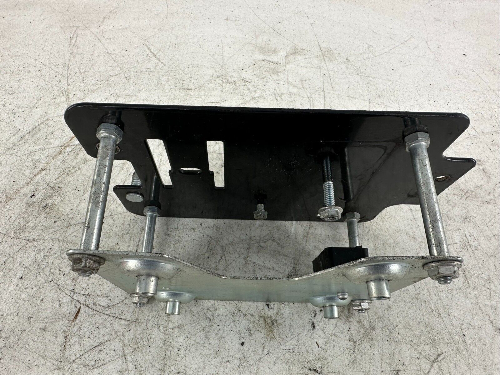 1999 HARLEY DAVIDSON DYNA Fuse ECM ECU CDI Mounting Bracket Frame