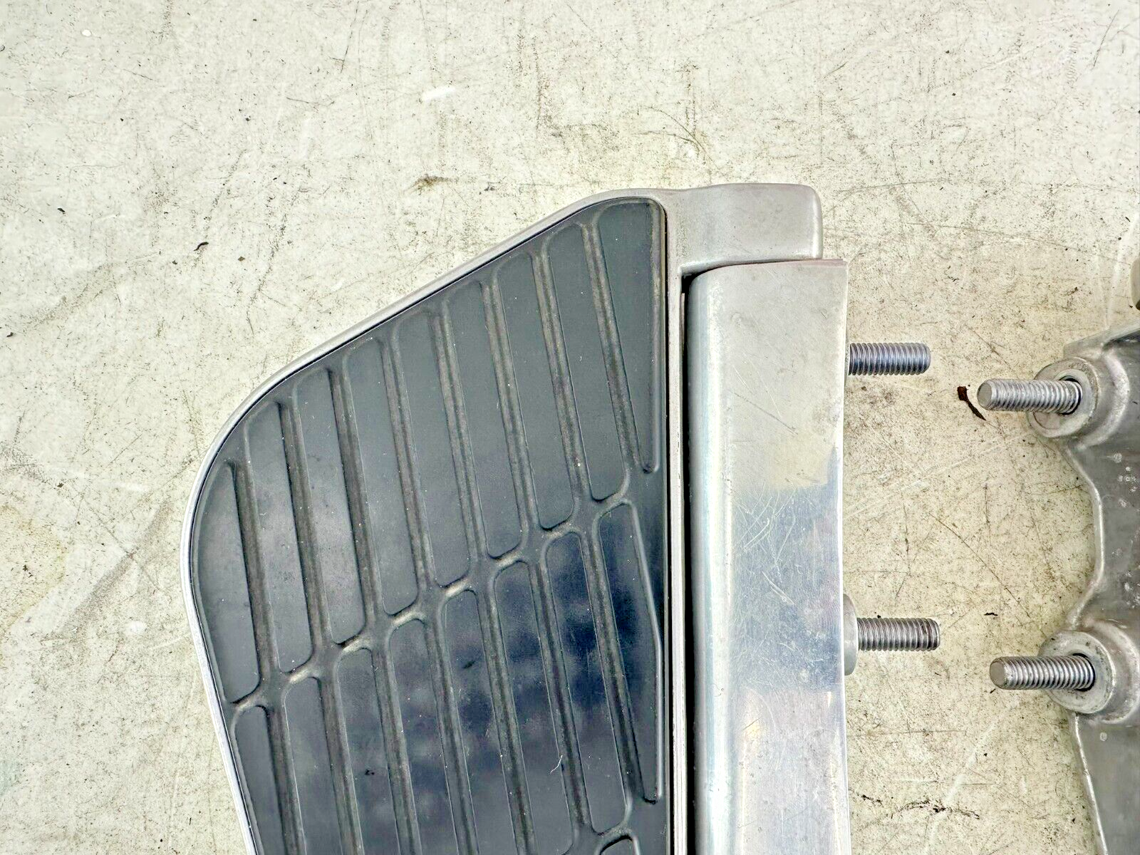 2004 Honda Goldwing GL1800 Right Left Passenger Floorboards Foot Rest