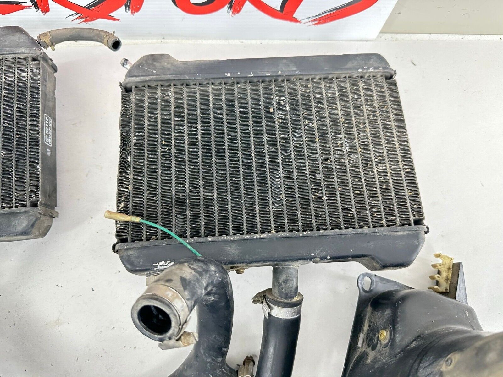 88-00 HONDA GOLDWING GL1500 Radiator + Cooling Fans + Holes + Overflow