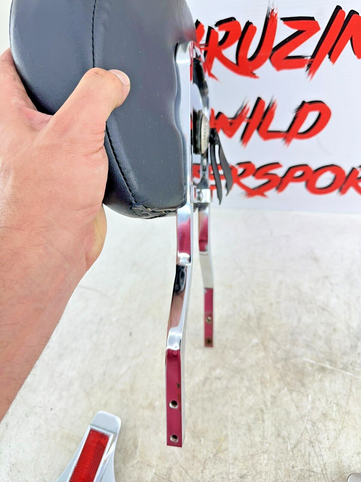 1995 HARLEY SOFTAIL Passenger Backrest Sissy Bar W/Pad