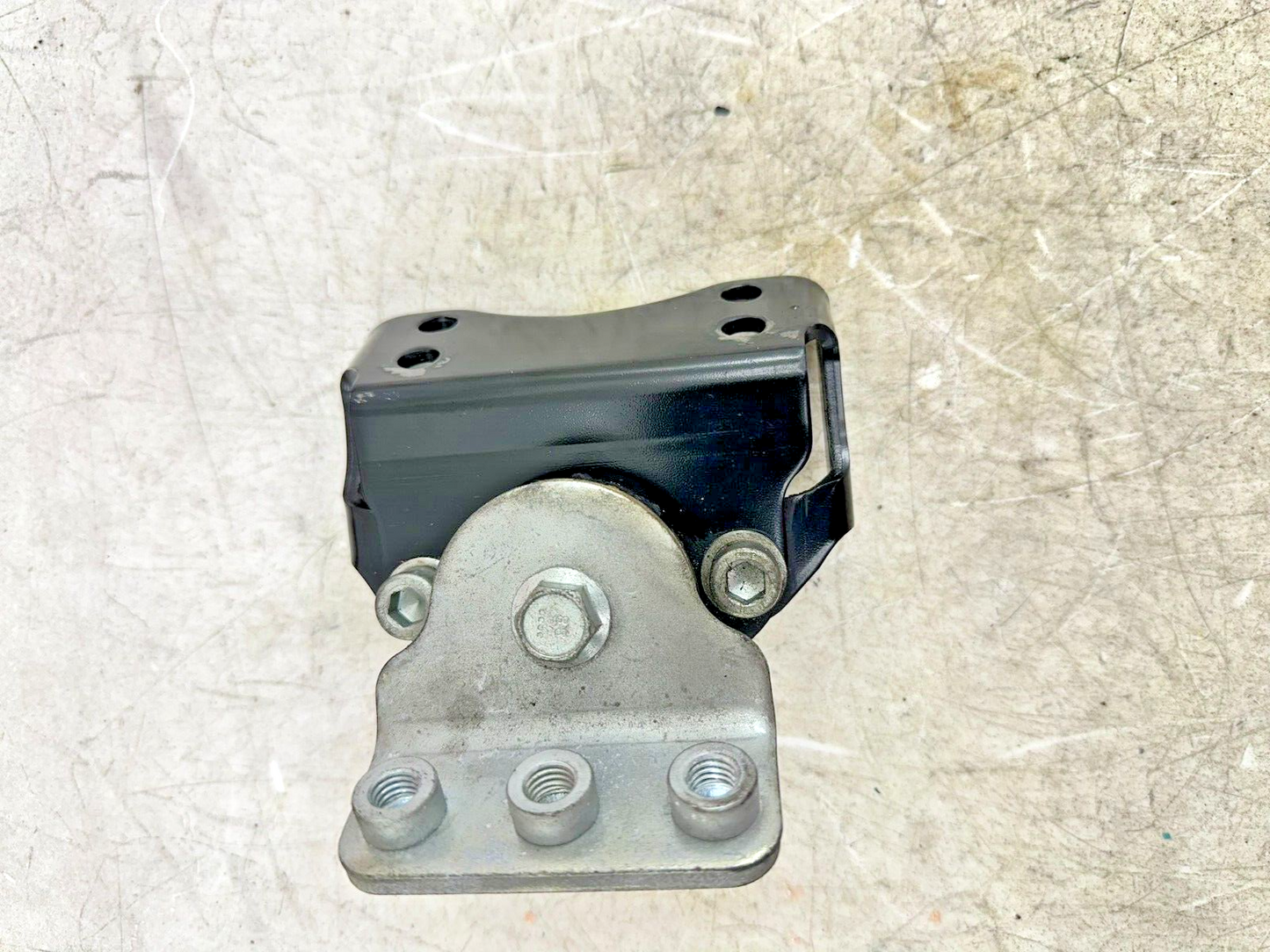 2003 Harley Davidson V Rod VRSCA Rubber Engine Motor Mount