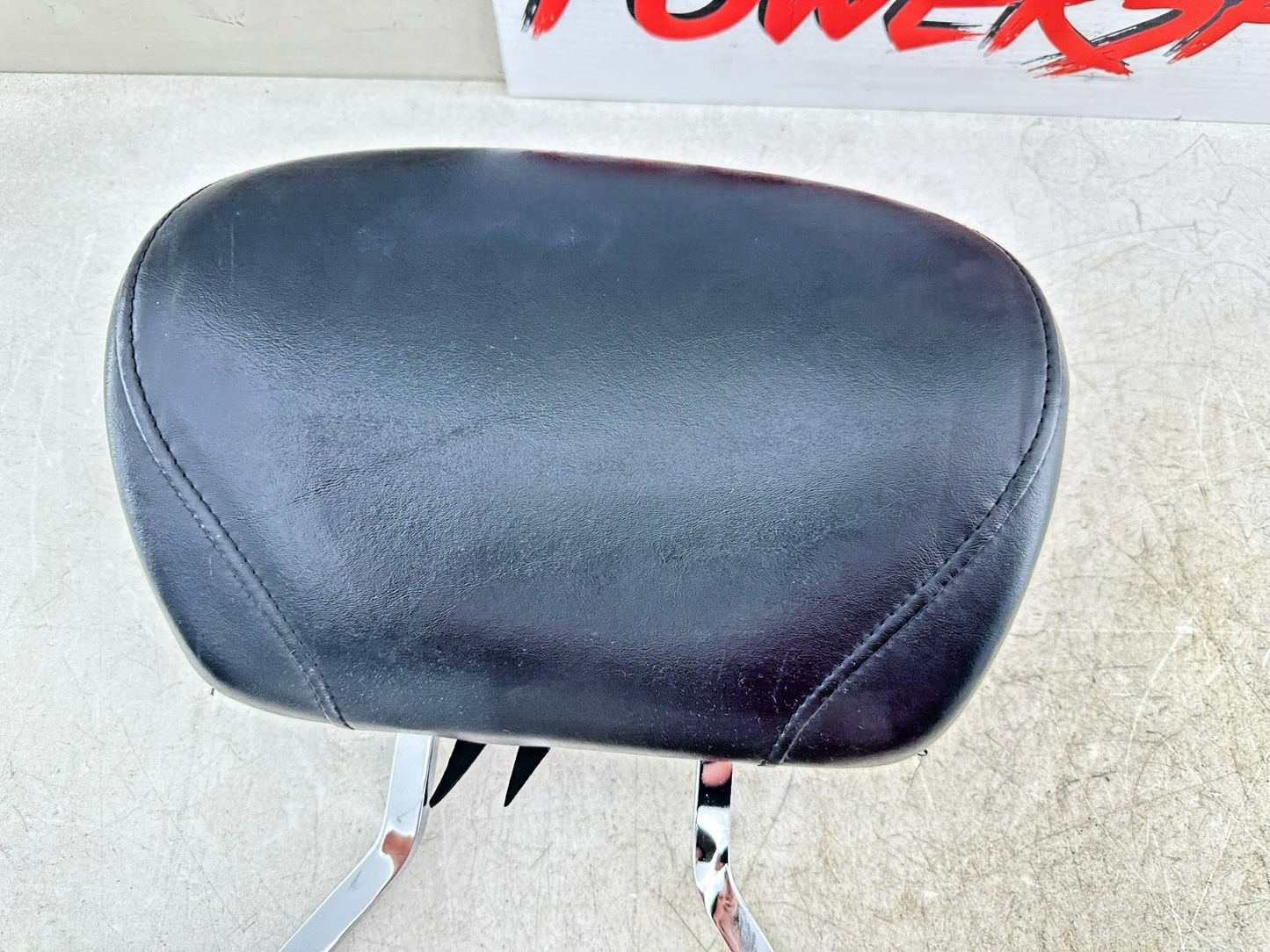 1995 HARLEY SOFTAIL Passenger Backrest Sissy Bar W/Pad
