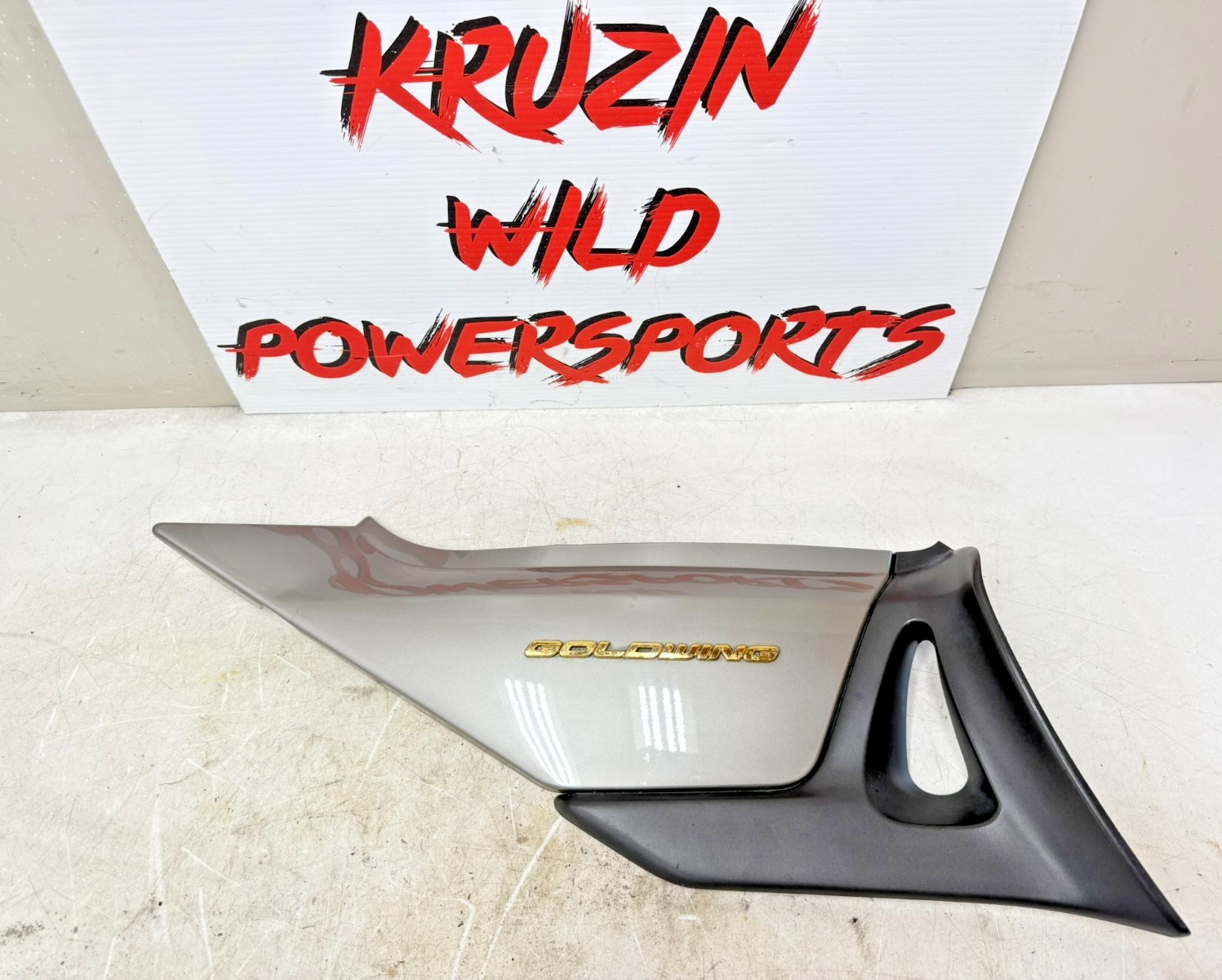 2002 Honda Goldwing GL1800 OEM Left Side Cover Panel Cowl Fairing