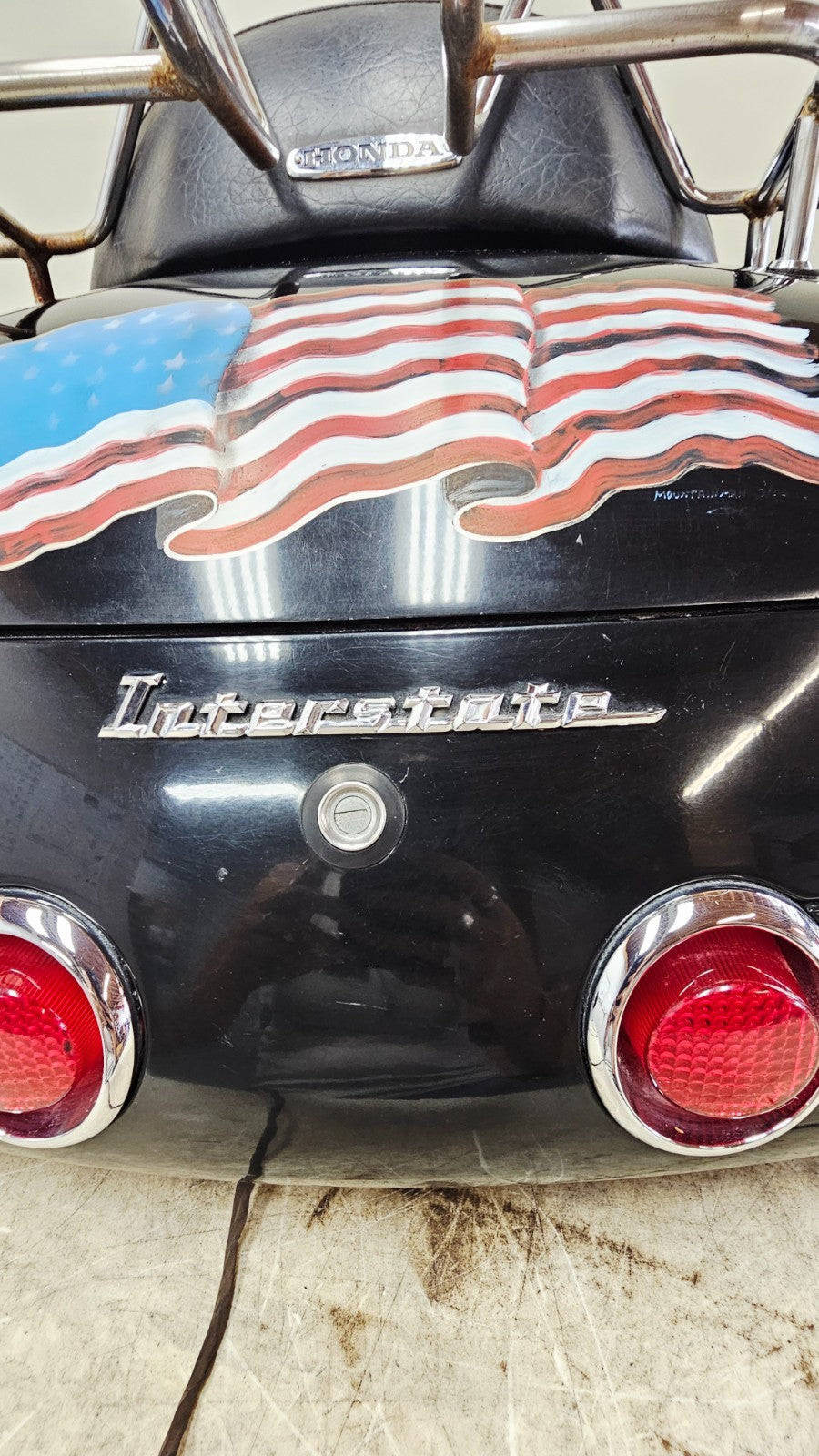 2000 HONDA VALKYRIE INTERSTATE Rear Back Trunk Luggage Speaker Lid Storage Box