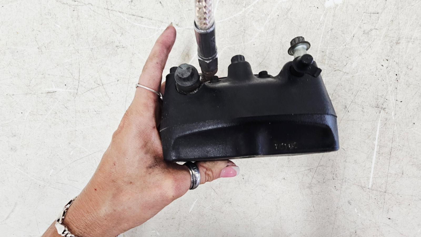 2000 HARLEY SOFTAIL DEUCE Brake Caliper Braided Hose 9/16 Chrome Master Cylinder