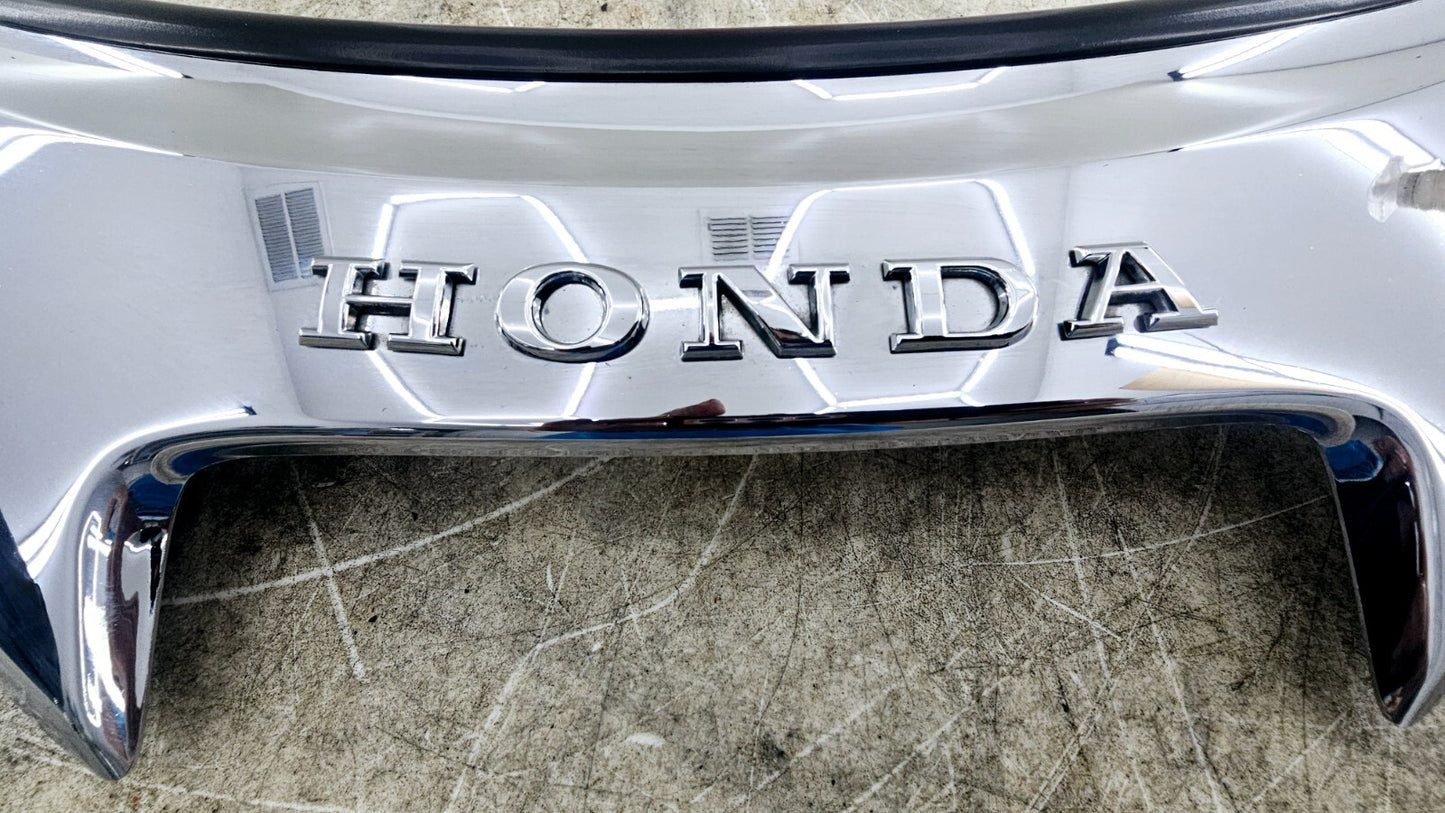 1999 HONDA VALKYRIE INTERSTATE Windshield Wind Screen Trim Cover 64120-MBYA-0000