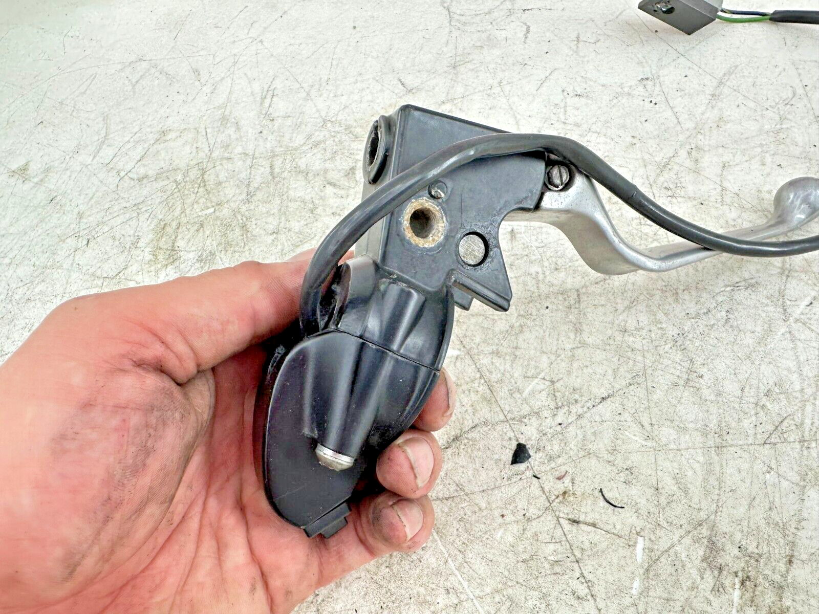 1994 HARLEY ELECTRA GLIDE Clutch Lever w PTT Button Handlebar Control OEM
