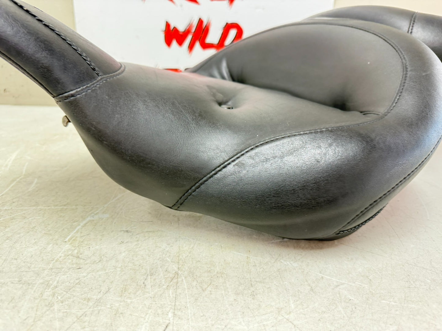 2003 HARLEY ELECTRA GLIDE Mustang Seat Saddle Passenger Driver