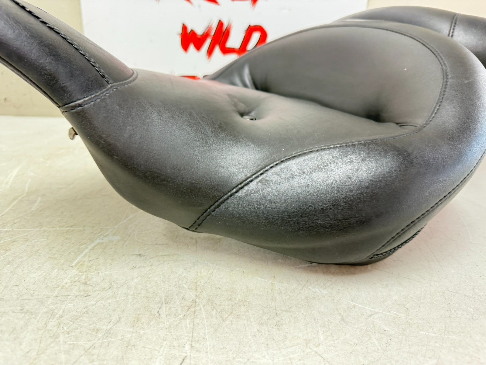 2003 HARLEY ELECTRA GLIDE Mustang Seat Saddle Passenger Driver