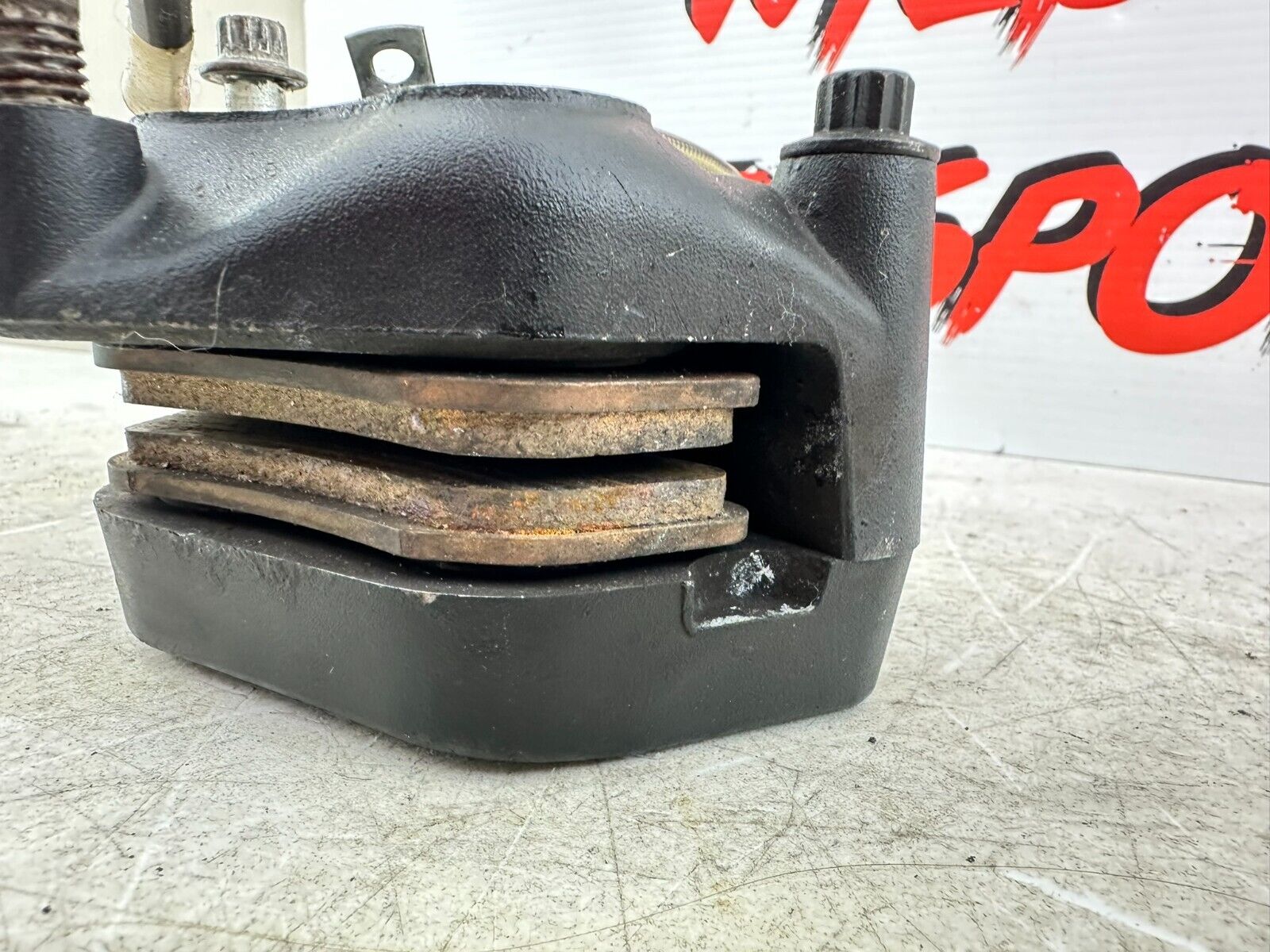 1999 HARLEY DYNA Front Left Brake Caliper Sportster Softail