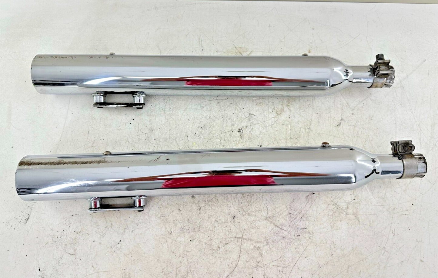 2004 HARLEY FLH ELECTRA GLIDE Chrome Slip On Mufflers Silencer Pipe