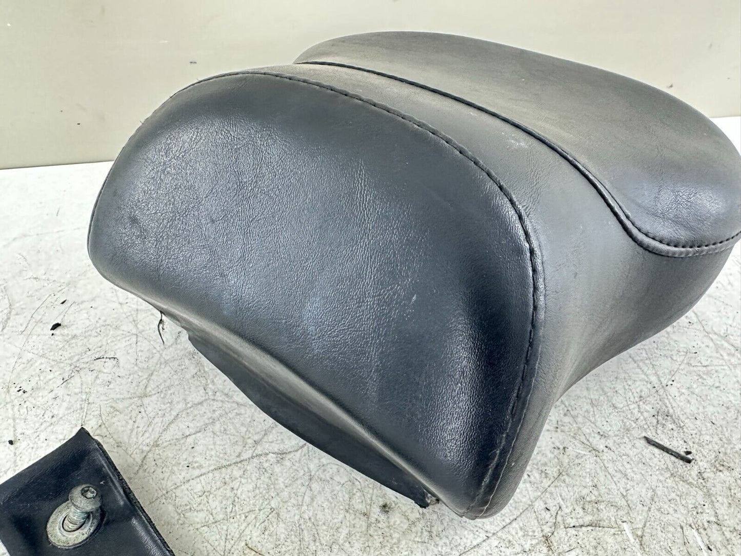 2003 HARLEY DAVIDSON SOFTAIL Rear Passenger Seat Pillion Pad OEM HD