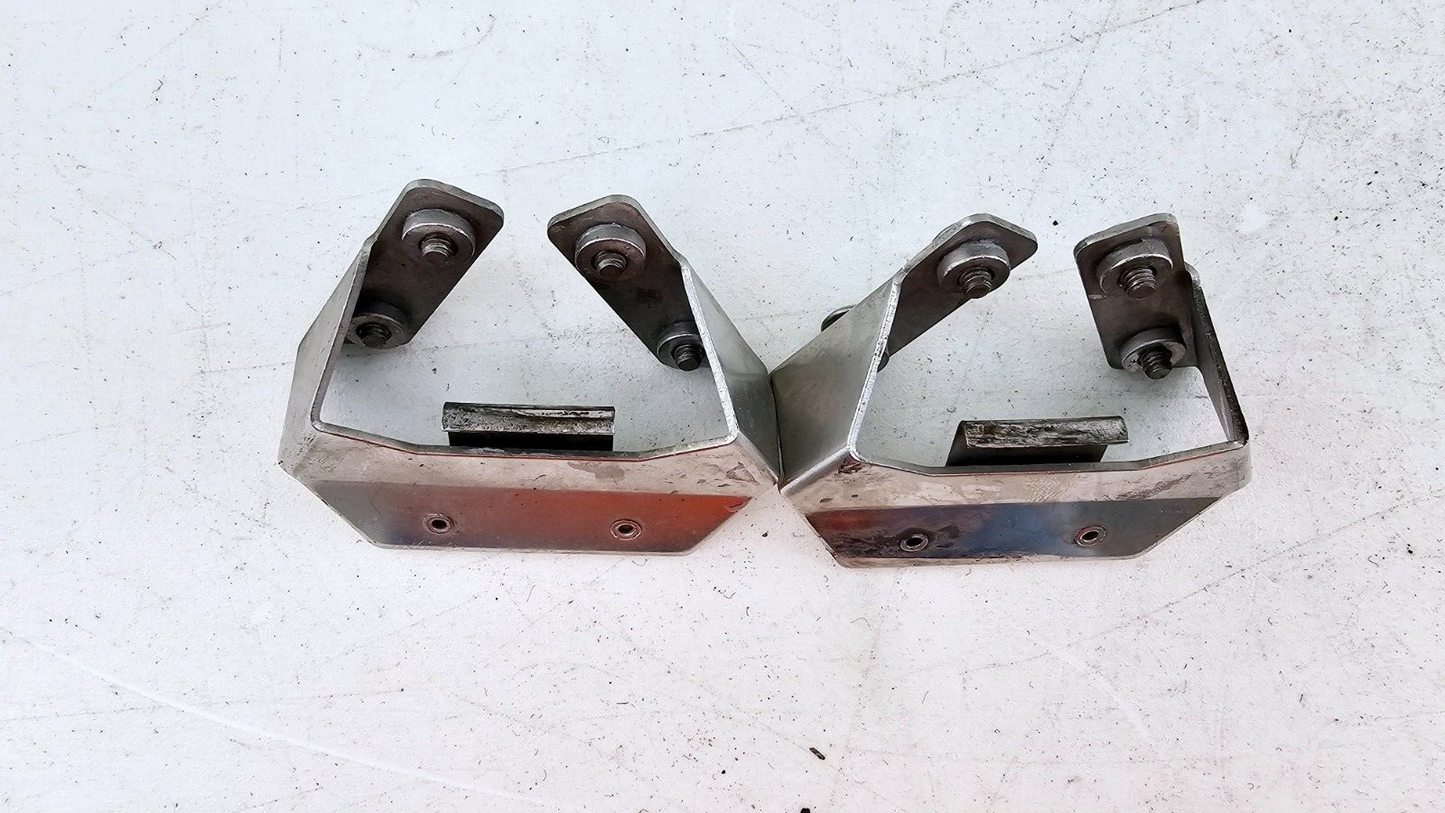 1994 HARLEY FLH ELECTRA GLIDE Left Saddlebag Latch Hold Down