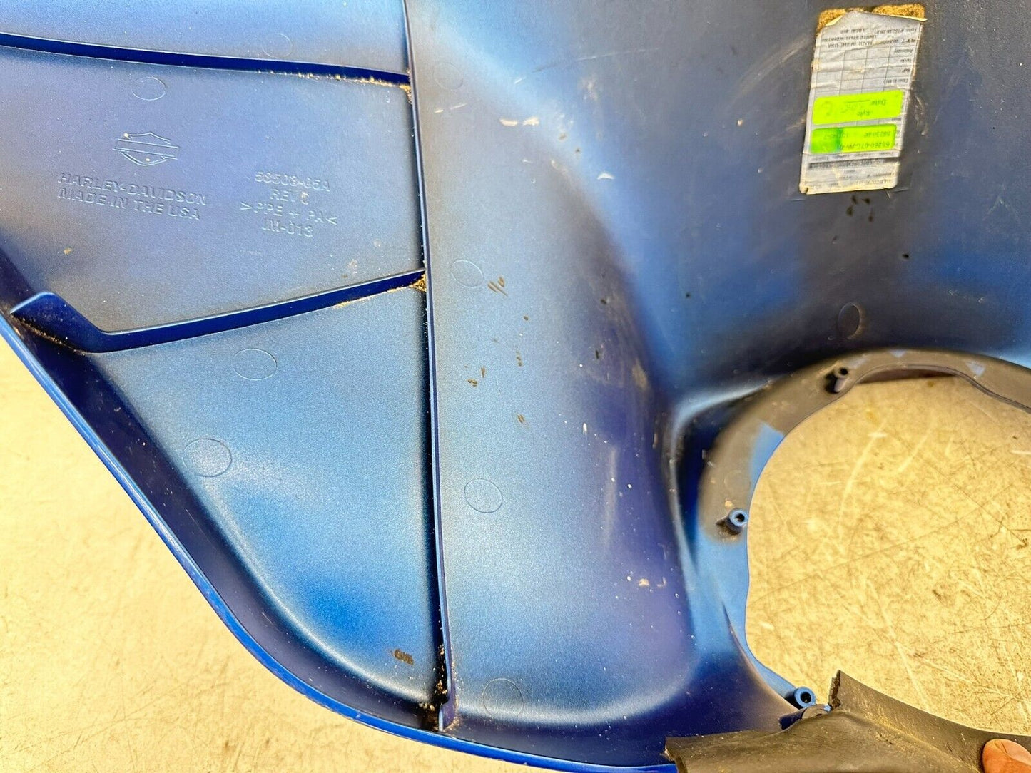 2007 Harley Electra Glide CVO Outer Batwing Fairing Cowl Lightning Blue Pearl