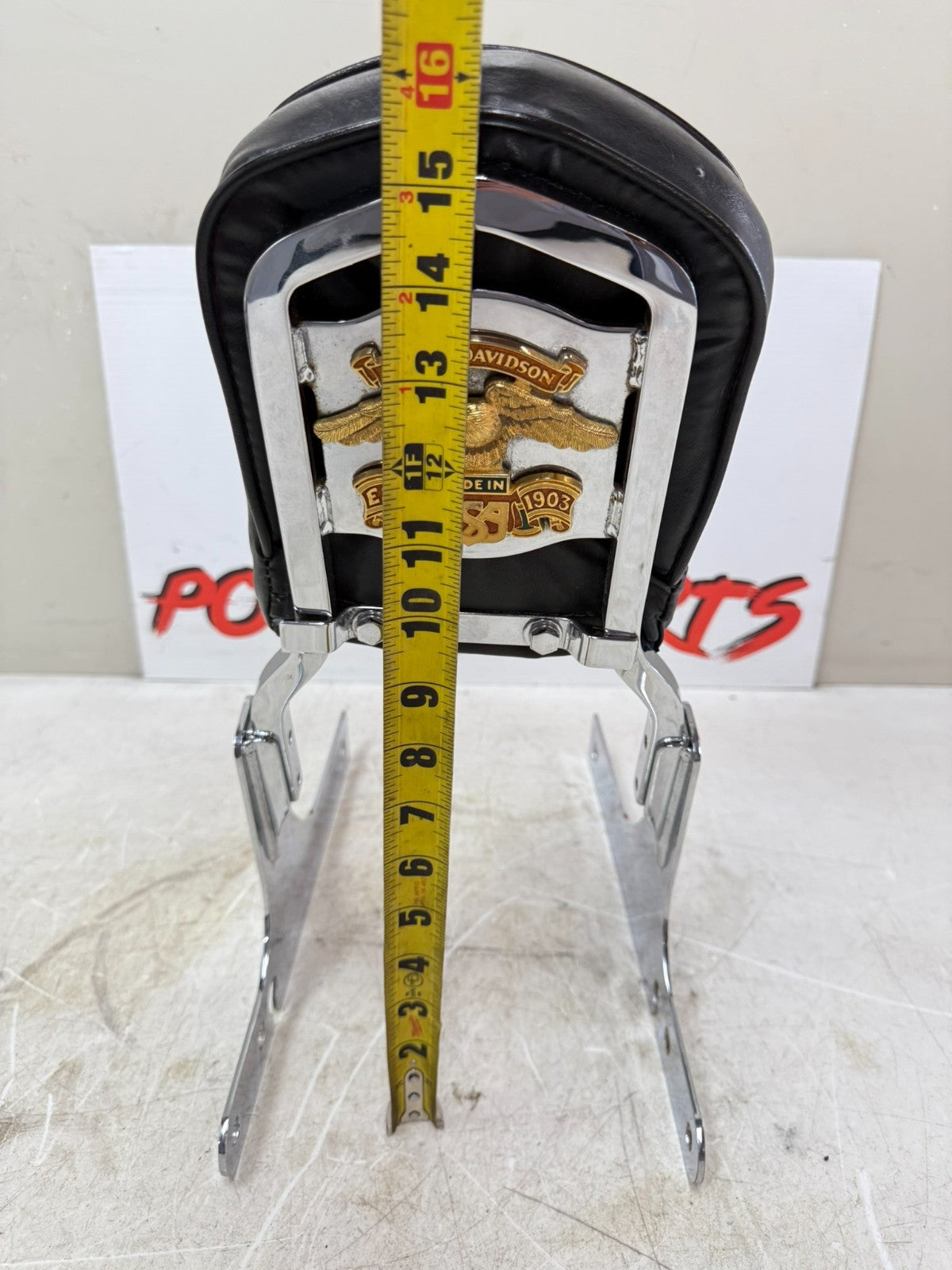 2003 HARLEY DYNA WIDE GLIDE Sissy Bar Passenger Backrest w/ Gold Eagle Emblem