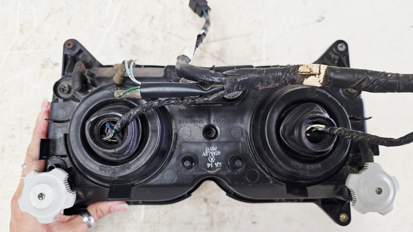 2000 HONDA VALKYRIE INTERSTATE Headlight Front Head Lamp Housing