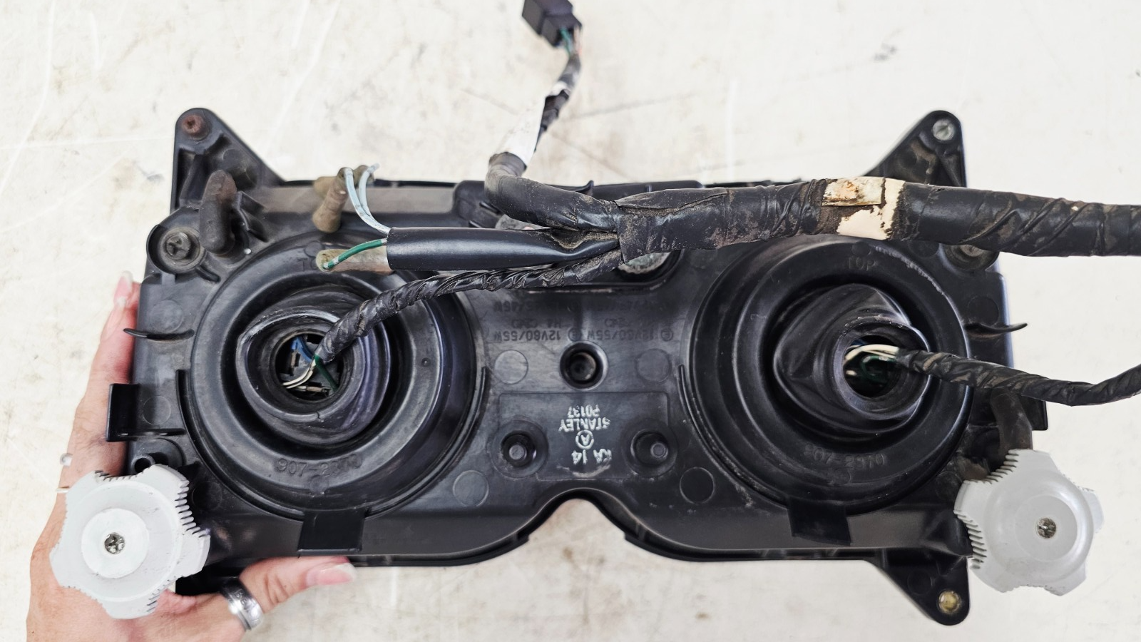 2000 HONDA VALKYRIE INTERSTATE Headlight Front Head Lamp Housing