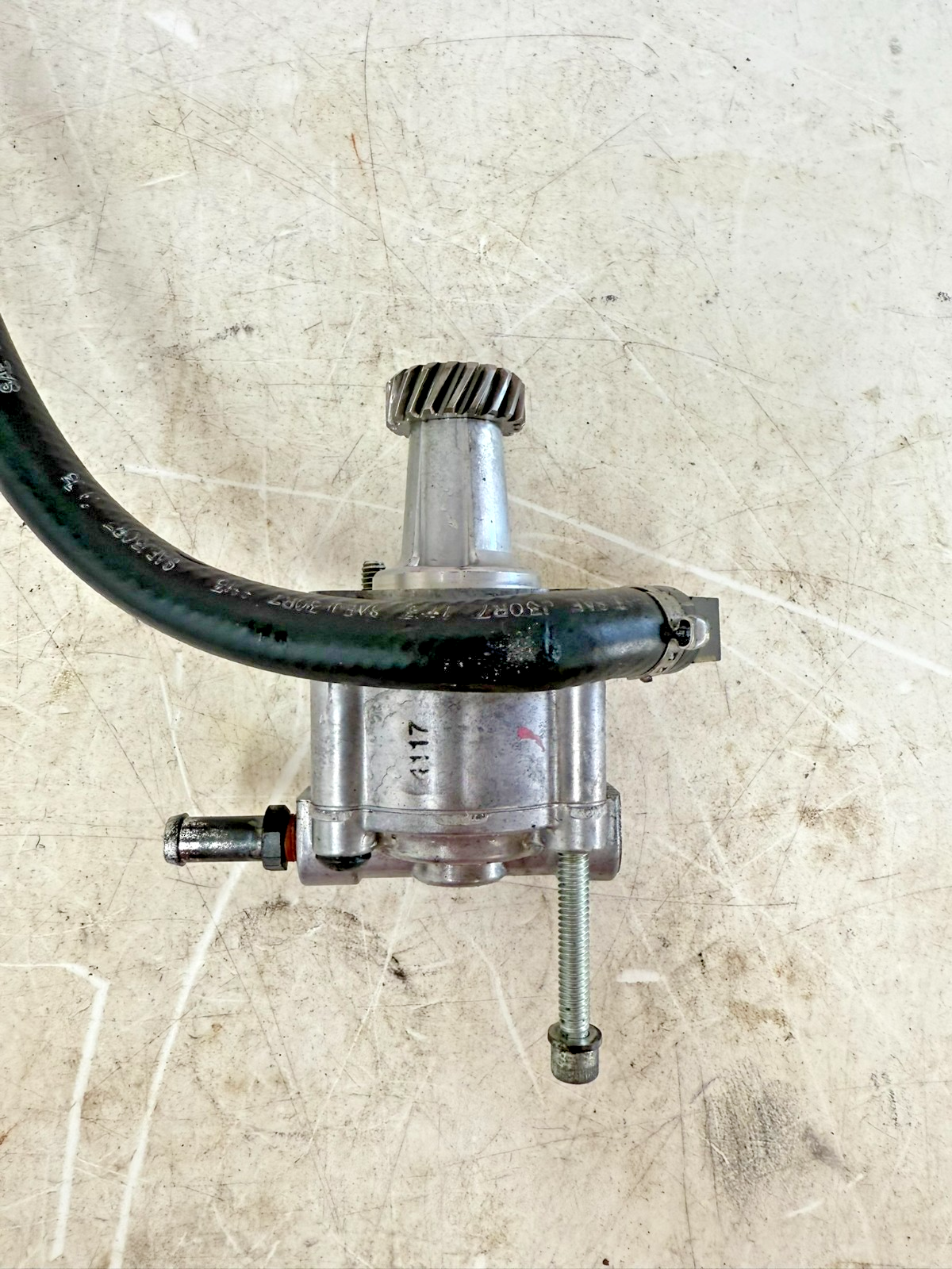 2003 Harley Davidson Sportster Engine Motor Oil Pump & Hose Line