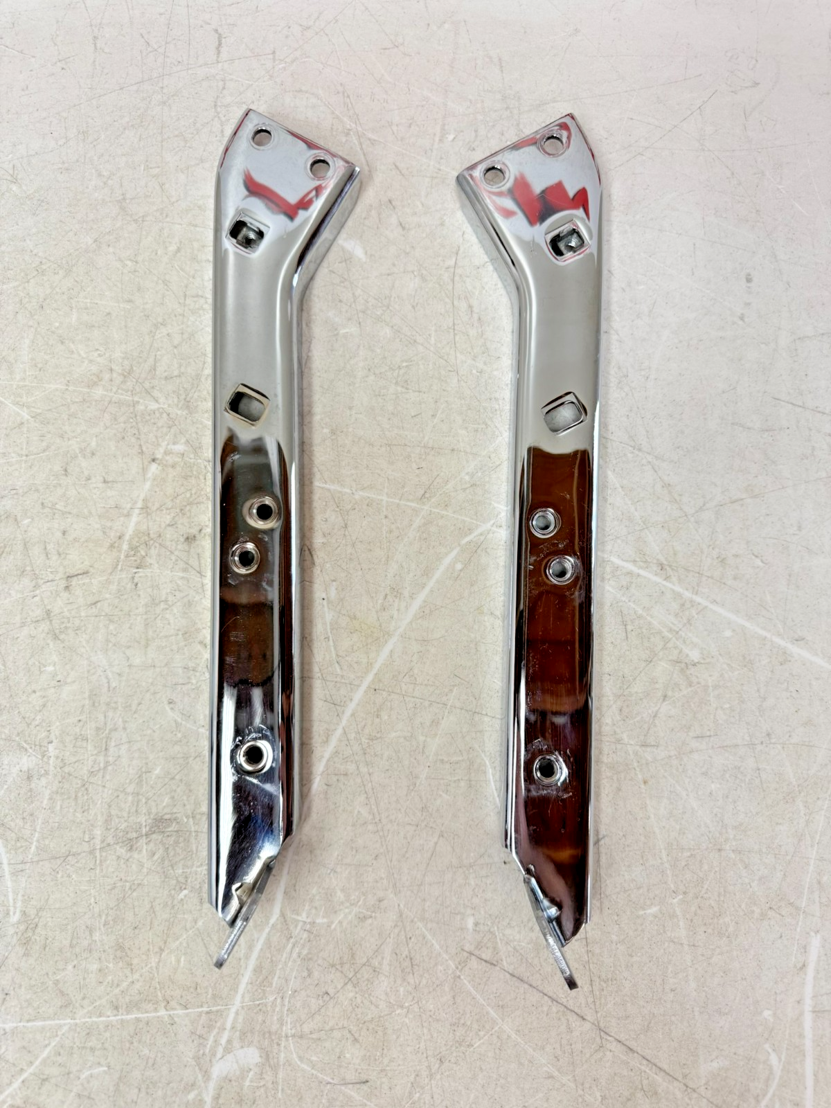 2003 HARLEY ELECTRA GLIDE Rear Fender Frame Strut Arm Bars Chrome